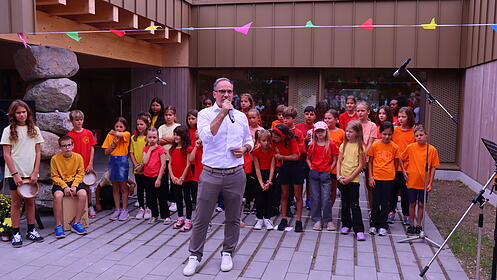 Einweihung F&uuml;nfachkindergarten B&ouml;ttstein