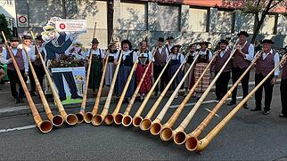 Alphorngruppe Zurzibiet Jodlerfest Basel