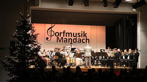 Adventskonzert Dorfmusik Mandach Adventskonzert Dorfmusik Mandach