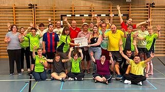 Seifes&uuml;der Spenden&uuml;bergabe Behinderten-Sportgruppe