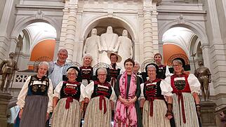 Trachtengruppe Untersiggenthal Bundeshaus