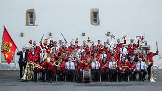 LKlingnau Stadtmusik Fahne Fr&uuml;hlingskonzert