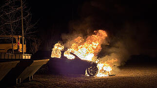 Silvester Brand Ueken Auto