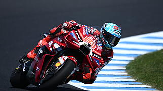 Motorcycling Australian Grand Prix - Practice sessions