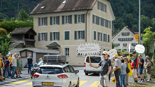 Uri Strassenblockade Einwohner