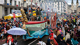 Schweiz Fasnacht Umz&uuml;ge