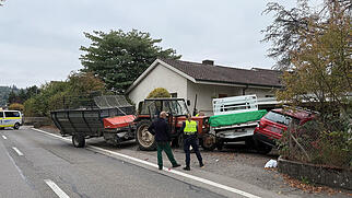 Lenzburg Unfall Traktor