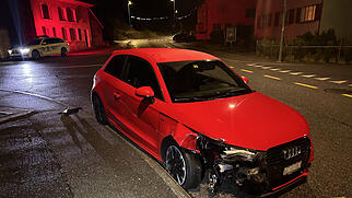 Siglistorf Audi Unfall Gartenzaun